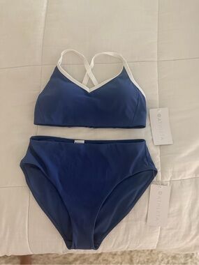 Athleta Seabreeze Bikini Top in Navy and White